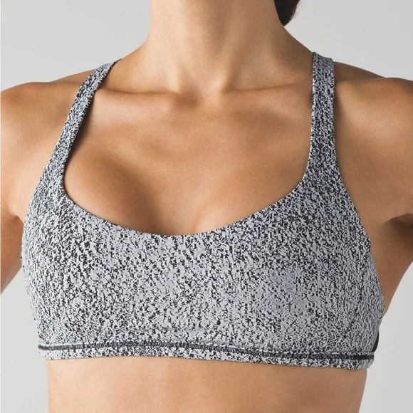 Lululemon Free To Be Zen Bra Power Luxtreme Spray Jacquard White Black - size 4 - Picture 2 of 6